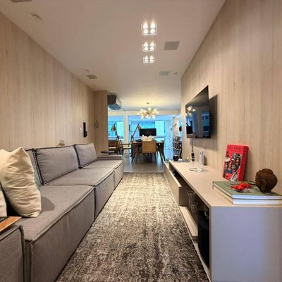 APARTAMENTO ALTO PADRÃO COM 3 DORMITÓRIOS SENDO 1 SUÍTE EM BALNEÁRIO CAMBORIÚ - Apartamento em Centro, Balneário Camboriú - à venda - LIBERATIO IMOBILIARIA LTDA
