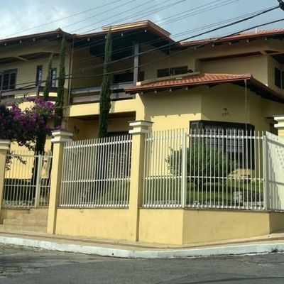 CASA EM CABEÇUDAS - ITAJAÍ - Casa em Cabeçudas, Itajaí - à venda - Brava Norte Imóveis