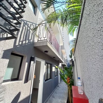 Cond. de casas do lado da parque da Aclimação - Sobrado em Cambuci, São Paulo - à venda - Um Imóvel