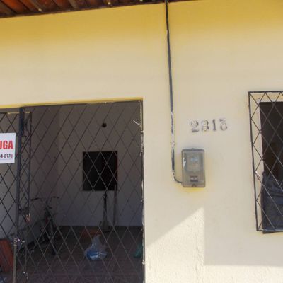 CASA PLANA OLIVEIRA - Casa em Centro, Cascavel - para locação - Fabíola Almeida Imóveis