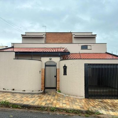 Casa com 3 quartos para Locação, Jardim Nova Belmonte - São José do Rio Pardo
