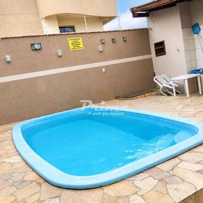 CASA COM PISCINA E 5 DORMITÓRIOS PARA LOCAÇÃO DE TEMPORADA NA PRAIA DE MARISCAL EM BOMBINHAS/SC - COD1725