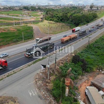 Área de frente para BR 153, 3.311,18m²; próxima ao Atacadão - Só R$ 790.000,00 (quitada/escriturada) - Lote/Terreno em Jardim dos Buritis, Aparecida de Goiânia - à venda - ESTEVÃO IMOBILIÁRIA LTDA