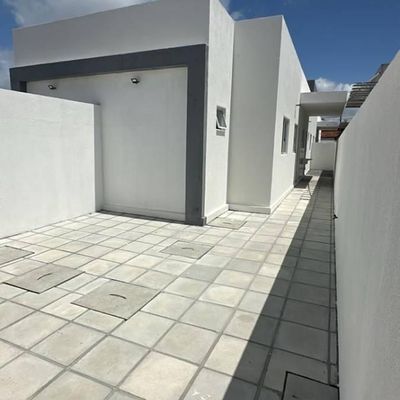 OPORTUNIDADE DE CASA PARA REPASSE – A APENAS 7 MINUTOS DA PRAIA DE INTERMARES! - Casa em Cabedelo - à venda - Pedro Soares Imóveis