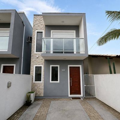 Sobrado semi-mobiliado no Rio Vermelho - Sobrado em São João do Rio Vermelho, Florianópolis - à venda - Nativo Imóveis LTDA