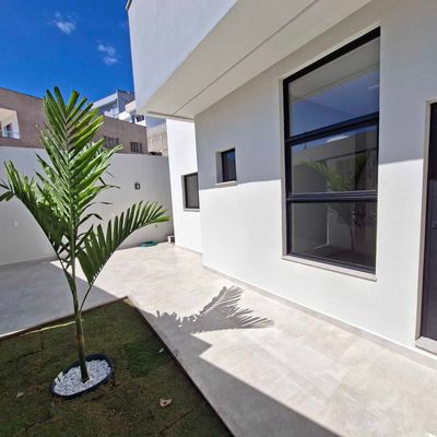 Vendo Casa Linear no Bairro Darcy Dalla Bernardina