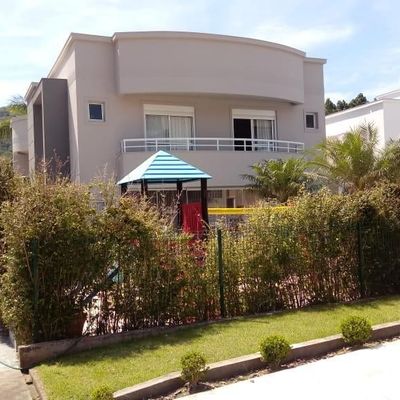 CASA NO CONDOMÍNIO FECHADO HARAS RIO DO OURO! - Casa em Ariribá, Balneário Camboriú - à venda - Praia Imóveis