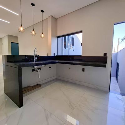 Casa de Esquina à Venda 3 quartos, 1 Suíte e Área de Lazer – Jardim Esperança, Americana/SP - Casa em Jardim Mirandola, Americana - à venda - Imovibe Imóveis Ltda.