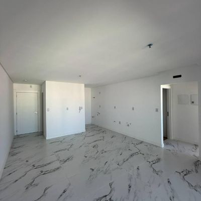 Apartamento Novo 2 suítes no Centro de Balneário Camboriú