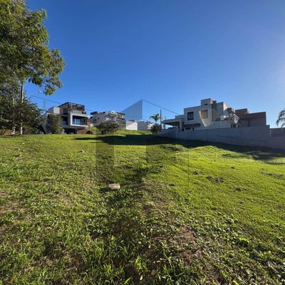 Terreno à venda no Residencial Veneza em Mogi das Cruzes | 345 m² com projeto aprovado para casa de alto padrão - Lote/Terreno em Sabaúna, Mogi das Cruzes - à venda - Concretual Negocios Imobiliários