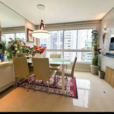 APARTAMENTO AMPLO COM 3 DORMITÓRIOS SENDO 2 SUÍTES EM BALNEÁRIO CAMBORIÚ - Apartamento em Pioneiros, Balneário Camboriú - à venda - LIBERATIO IMOBILIARIA LTDA