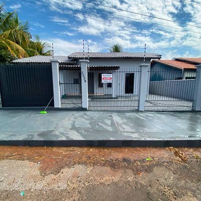 Casa com 3 quartos, JARDIM FLORIZA