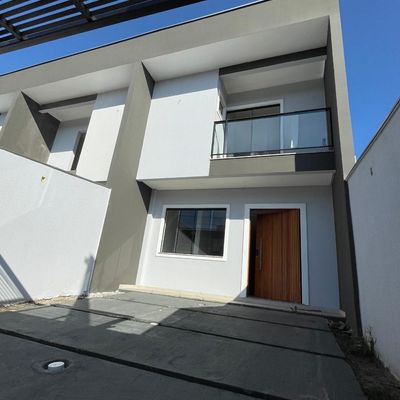 Geminado no Iririú com 1 suíte + 2 quartos - Casa Geminada em Iririú, Joinville - à venda - IMOBILIARIA DA FAMILIA AL LTDA