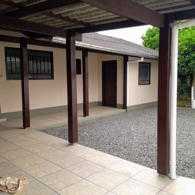 Casa de Alvenaria 3 Quartos - Casa em Itoupava Central, Blumenau - para locação - Elcio Ribeiro Corretor de Imóveis