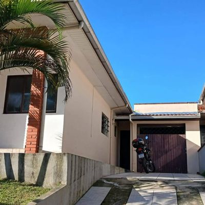Casa com 4 Dormitórios no Monte Alegre em Camboriú - Casa em Monte Alegre, Camboriú - à venda - Rah Imóveis & Incorporadora