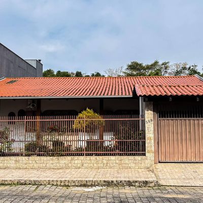 Casa Agua Verde - Casa em Água Verde, Blumenau - à venda - CONCEITO IMOBILIARIA LTDA