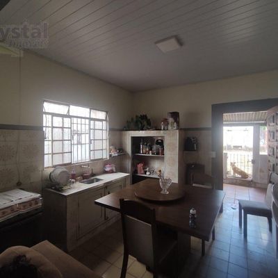 Casa Térrea em Centro - Avaré. Foto 4