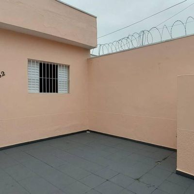 Vende ou Aluga Casa Térrea 2 dormitórios Vila Ipiranga Mogi das Cruzes SP - Casa em Vila Ipiranga, Mogi das Cruzes - para locação e à venda - ComBrasil Negócios Imobiliários Ltda