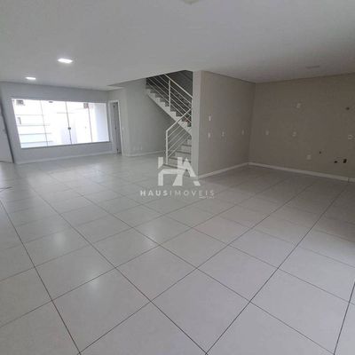Geminado para locação ref:7094 - Casa Geminada em Ilha da Figueira, Jaraguá do Sul - para locação - HAUS IMÓVEIS LTDA