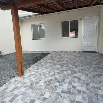 Casa reformada em condomínio Jardim Paraíso!