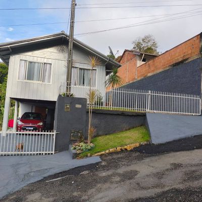 Casa de madeira a venda - Casa em Pamplona, Rio do Sul - à venda - IMOBILIARIA ALTO VALE LTDA