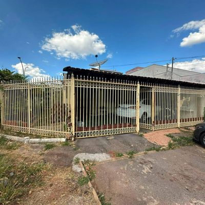Casa de esquina (beco) QE 26 Guará Lote de 120 metros - Casa em Guará II, Brasília - à venda - Bloco imobiliária LTDA