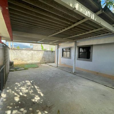 ÓTIMA CASA TÉRREA NO MORRO DO ALGODÃO - Casa em Morro do Algodão, Caraguatatuba - para locação - Vilela Imóveis