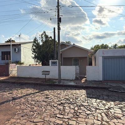 Casa no bairro Burtet - Casa em Burtet, Ijuí - para locação - IMOBILIÁRIA SOLUÇÃO IMÓVEIS IJUÍ