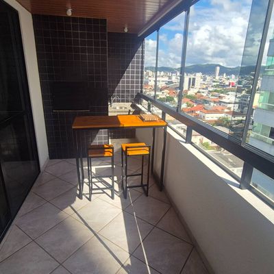 ELIS REGINA - LOCAÇÃO ANUAL COM 3 DORMITÓRIOS, SUÍTE, SACADA COM CHURRASQUEIRA E GARAGEM PRIVATIVA NA RUA 2300 EM BALNEÁRIO CAMBORIÚ - Apartamento em Centro, Balneário Camboriú - para locação - CRISTINA DA SPEROTTO IMOBILIÁRIA LTDA