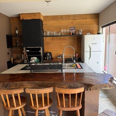 Casa à Venda com 4 Quartos, Piscina com Cascata, Área Gourmet com Churrasqueira e Garagem Coberta em Jardim Paineiras - Avaré - Casa em Jardim Paineiras, Avaré - à venda - CRYSTAL IMÓVEIS