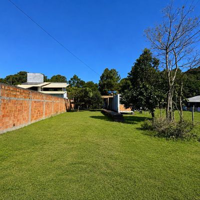 Amplo terreno com casa contêiner no Rio Vermelho - Casa em Florianópolis - à venda - Nativo Imóveis LTDA