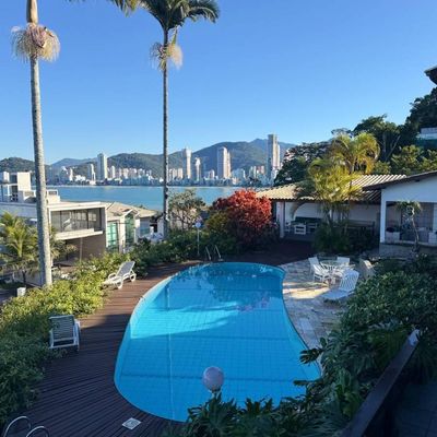 piscina varanda vista cidade