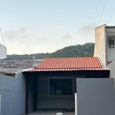 THR6371 - Excelente casa 02 quartos, Bairro Potecas, São José/SC. - Casa em Potecas, São José - à venda - THR IMÓVEIS LTDA