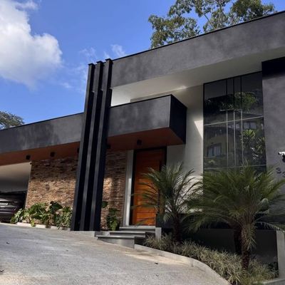 Casa 4 suítes com 500m² em Cambote, Areal (RJ) com 6 vagas