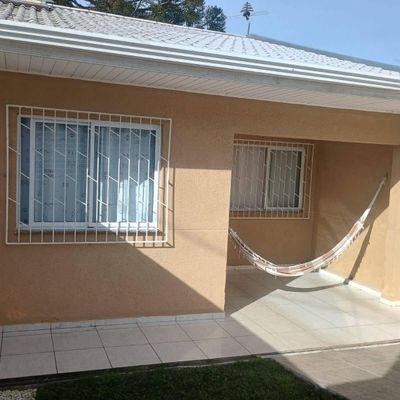 Estilo arquitetônico: Moderna minimalista.