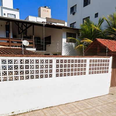 Casa 04 dormitórios temporada Nações - Balneário Camboriú - Casa em Nações, Balneário Camboriú - Bedin Imóveis