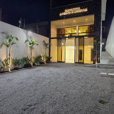 SALA COMERCIAL TÉRREA NOVA COM ESTACIONAMENTO VILA OLIVEIRA LOCAÇÃO - Salas Comerciais em Vila Oliveira, Mogi das Cruzes - para locação - ComBrasil Negócios Imobiliários Ltda