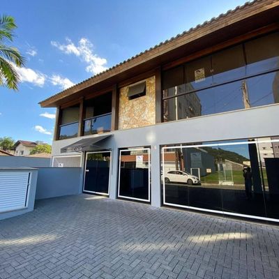 Casa com 3 quartos para Locação, Centro - Jaraguá do Sul - Casa em Centro, Jaraguá do Sul - para locação - Imobiliária Piermann
