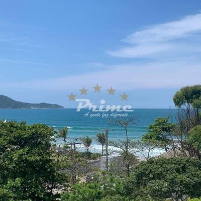 CASA DE 4 QUARTOS COM VISTA MAR DA PRAIA DE MARISCAL EM BOMBINHAS/SC PARA LOCAÇÃO DE TEMPORADA - COD1665