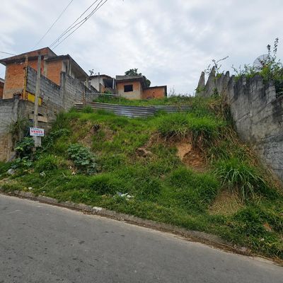 TERRENO - Rua José Cezar de Azevedo Soares