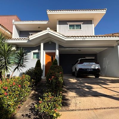Casa à Venda no Villa dos Inglezes com 3 Suítes, Piscina, 306m²