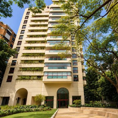 VENDA - LUXO, BELEZA , OPORTUNIDADE - LINDISSÍMO APARTAMENTO NO CONDOMÍNIO SERIDÓ - Apartamento em Jardim Europa, São Paulo - à venda - Um Imóvel
