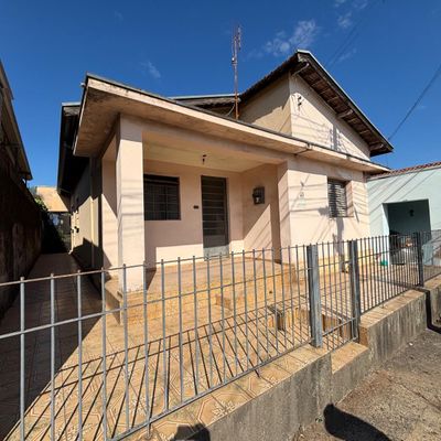 Bairro Nossa Senhora de Fátima - Casa em Vila Nossa Senhora de Fátima, São João da Boa Vista - à venda - Helena Imóveis