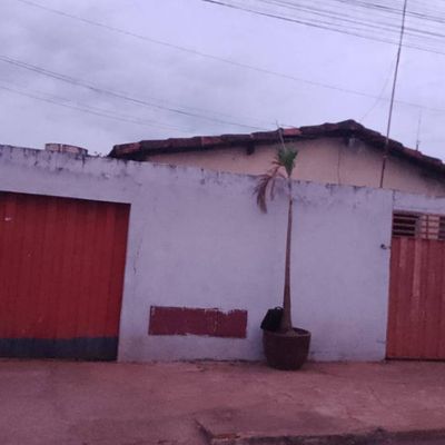 Casa com Grande Área Construída - Casa em Setor Santa Luzia, Rio Verde - à venda - Rural Urbano Imóveis