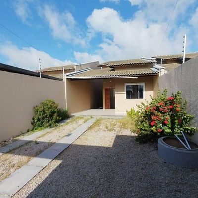 Casa à Venda em Aquiraz com 3 Quartos, Sendo 1 Suíte, Próxima ao Centro