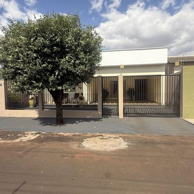 Casa com 4 quartos, Parque das Laranjeiras Prolongamento - Rio Verde - Casa em Parque das Laranjeiras Prolongamento, Rio Verde - à venda - Futura Imóveis