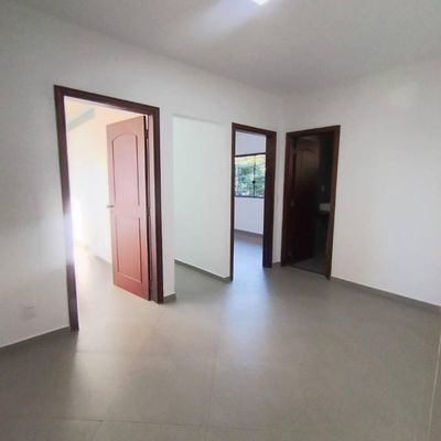 Sala Comercial 21M² Para Locação | Av Dona Gertrudes - Comercial em Alvinópolis, Atibaia - para locação - Vértice Imobiliária