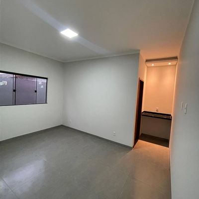 CASA 3 QUARTOS NO TIJUCA COM ESPAÇO DE FUNDO - Casa em Jardim Tijuca, Campo Grande - à venda - Elite Negócios Imobiliários