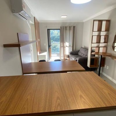 APARTAMENTO NO EDIFICIO COSTA RICA - PRAIA BRAVA, ITAJAÍ