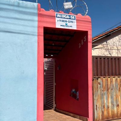 Casa com 2 quartos, São João - Abaeté - Casa em São João, Abaeté - para locação - Multiplus Negocios e Imoveis LTDA